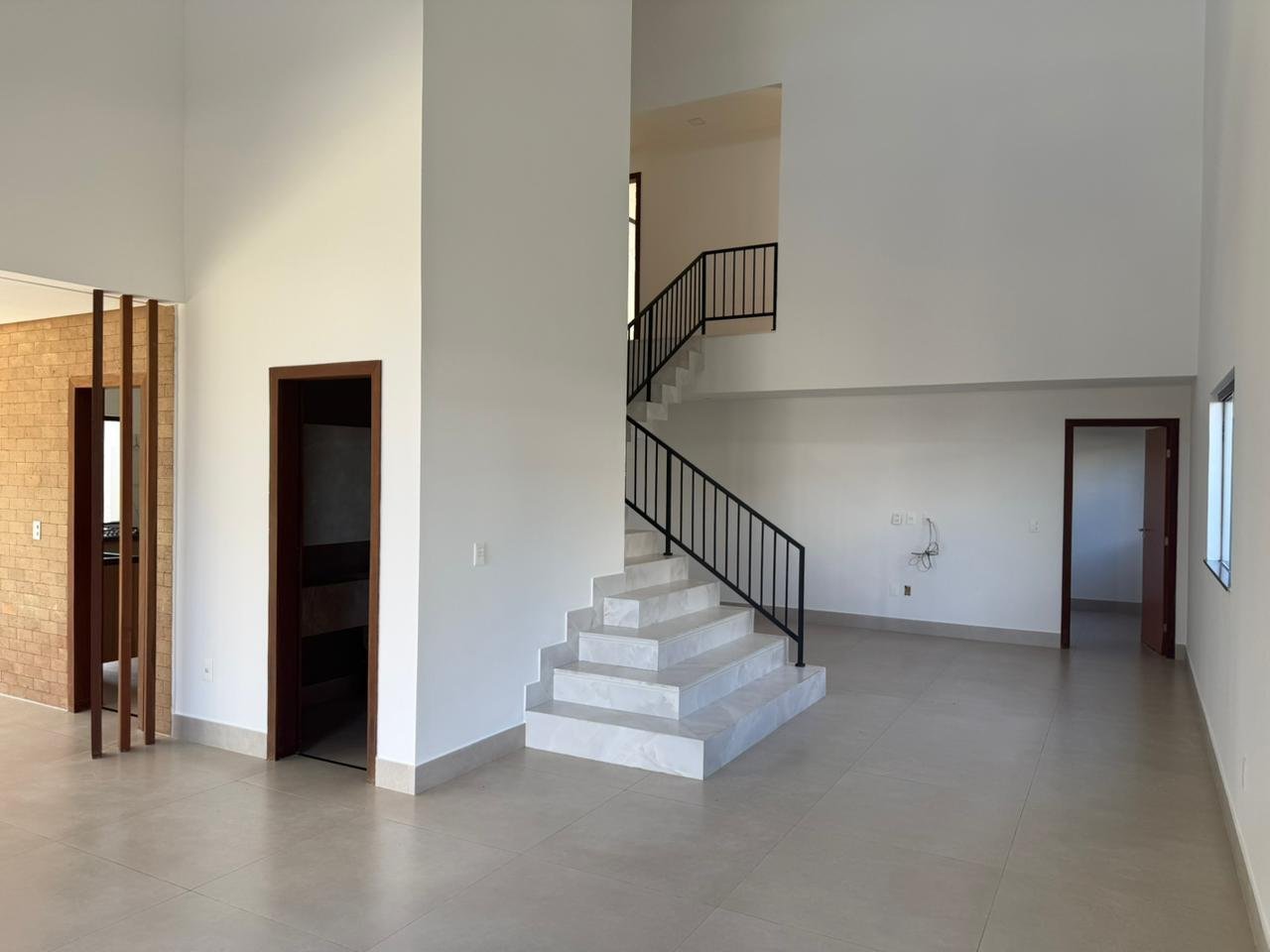 Casa Alto Padrão no Condomínio Arvoredo Castanheira